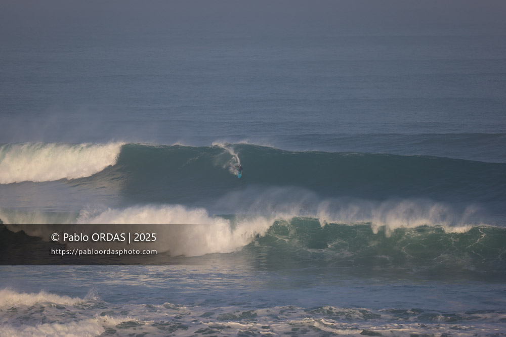 Antonin De Soultrait, pendant la session du 13 décembre 2025 à Guéthary, France (Photo Pablo ORDAS)