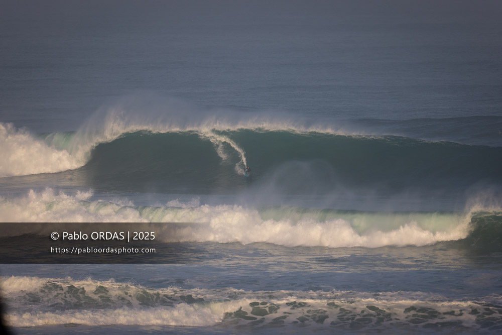 Antonin De Soultrait, pendant la session du 13 décembre 2025 à Guéthary, France (Photo Pablo ORDAS)