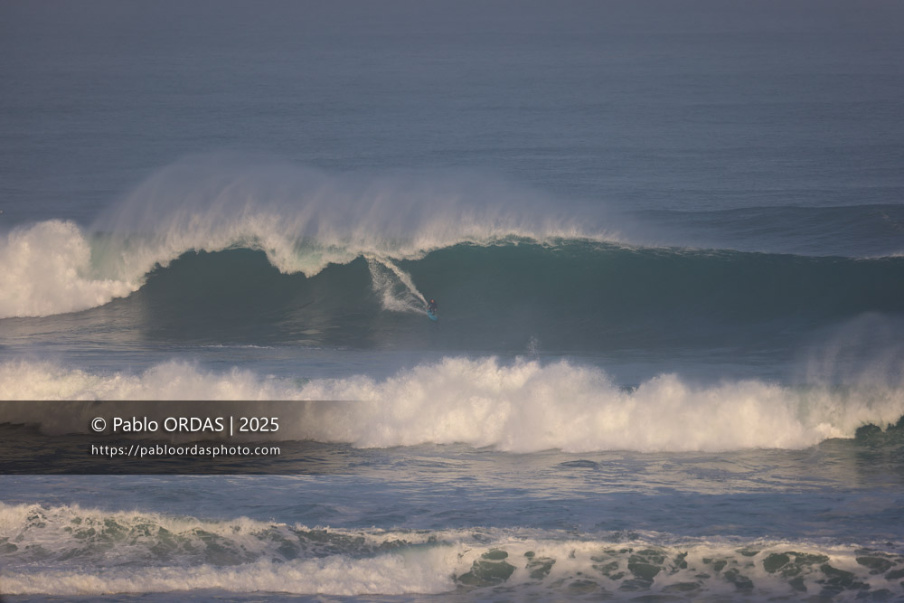 Antonin De Soultrait, pendant la session du 13 décembre 2025 à Guéthary, France (Photo Pablo ORDAS)