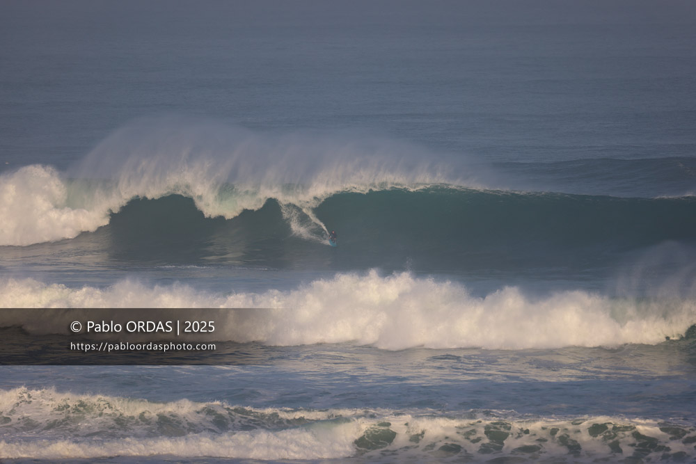 Antonin De Soultrait, pendant la session du 13 décembre 2025 à Guéthary, France (Photo Pablo ORDAS)