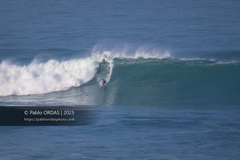 Tom Voragen, pendant la session du 13 décembre 2025 à Guéthary, France (Photo Pablo ORDAS)