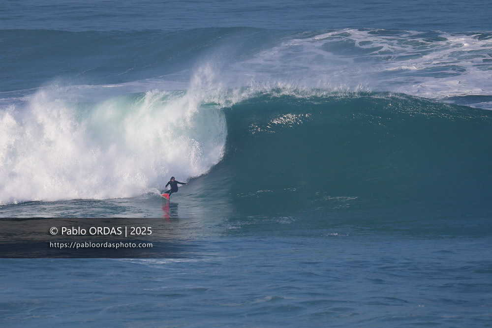Tom Voragen, pendant la session du 13 décembre 2025 à Guéthary, France (Photo Pablo ORDAS)