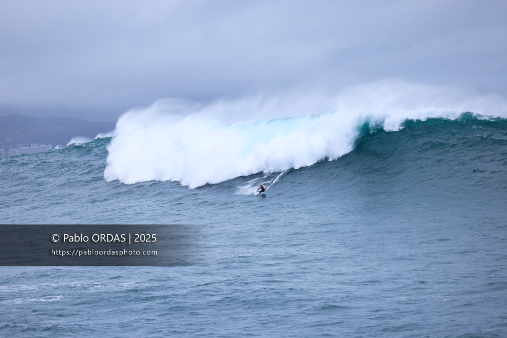 Louis Marchiset, pendant la session du 19 décembre 2025 à Belharra, France (Photo Pablo ORDAS)
