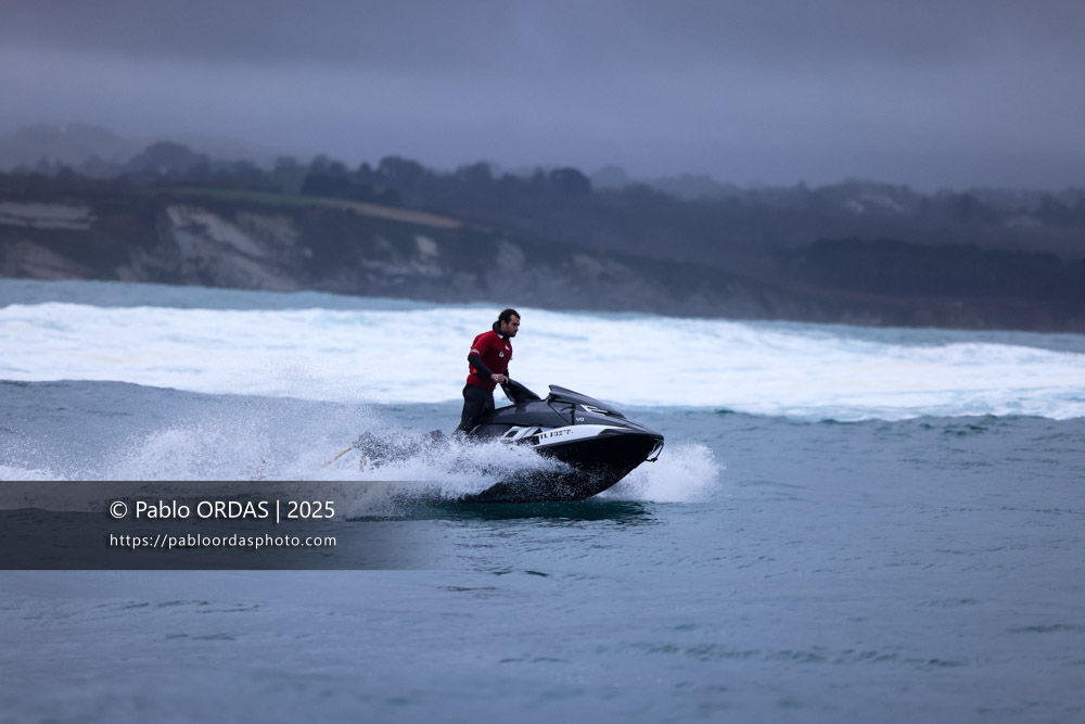 Paul Loustau, pendant la session du 19 décembre 2025 à Belharra, France (Photo Pablo ORDAS)