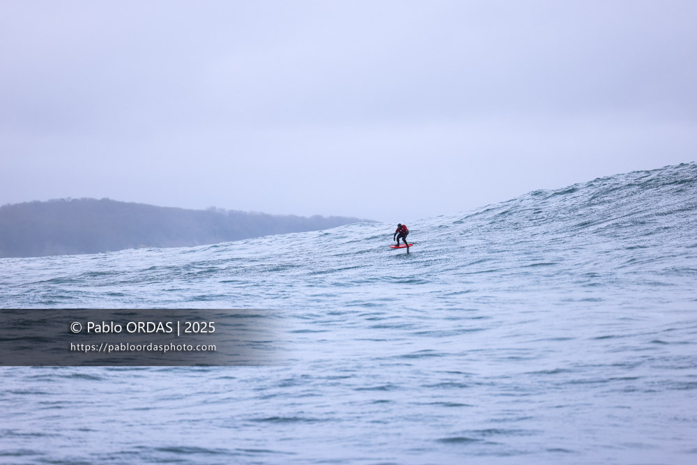 Peyo Lizarazu, pendant la session du 19 décembre 2025 à Belharra, France (Photo Pablo ORDAS)