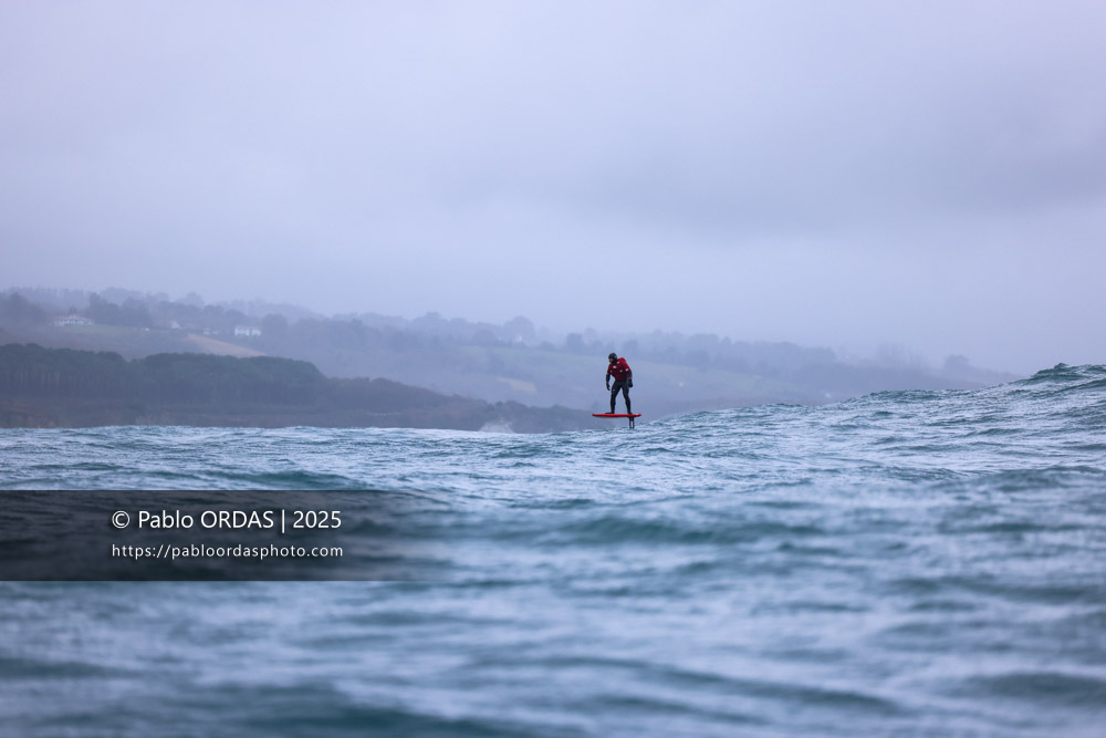 Peyo Lizarazu, pendant la session du 19 décembre 2025 à Belharra, France (Photo Pablo ORDAS)