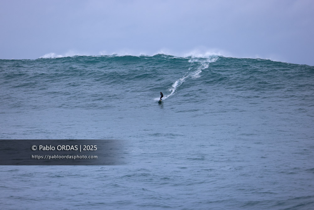 Stéphane Iralour, pendant la session du 19 décembre 2025 à Belharra, France (Photo Pablo ORDAS)