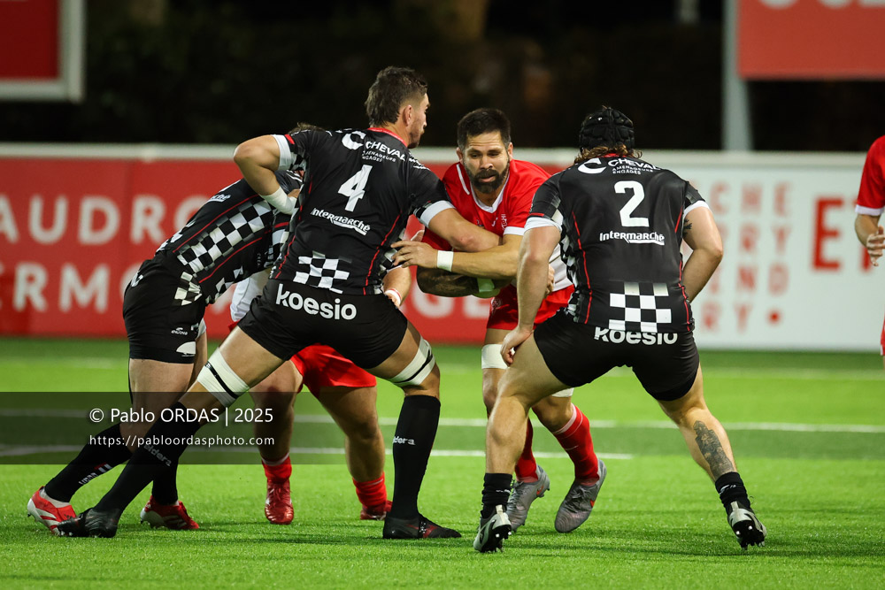 Cornell du Preez, lors du match de Pro D2 entre le Biarritz olympique et Valence Romans, le 5 décembre 2025 au stade Aguiléra de Biarritz, France (Photo Pablo ORDAS)