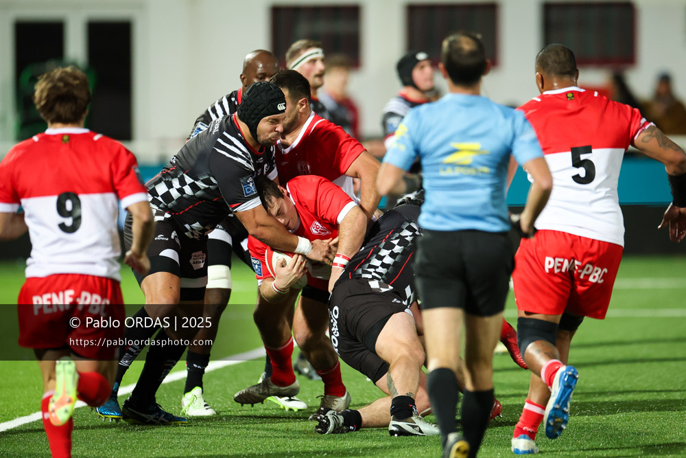 François Mur, lors du match de Pro D2 entre le Biarritz olympique et Valence Romans, le 5 décembre 2025 au stade Aguiléra de Biarritz, France (Photo Pablo ORDAS)