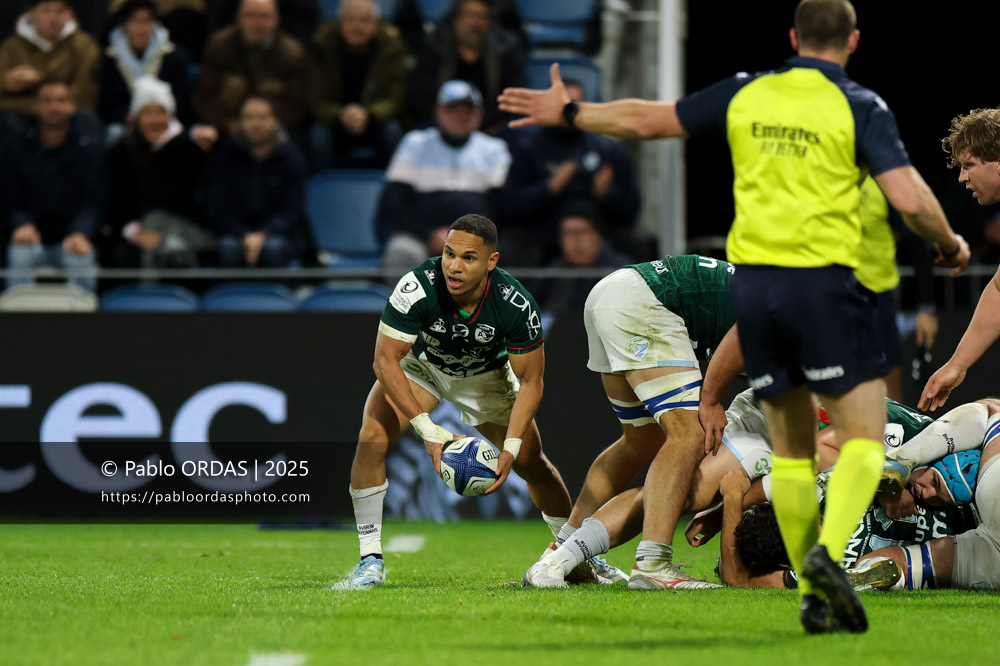 Herschel Jantjies, lors du match de Champions Cup entre l'Aviron bayonnais et les Stormers, le 5 décembre 2025 au stade Jean Dauger de Bayonne, France (Photo Pablo ORDAS)