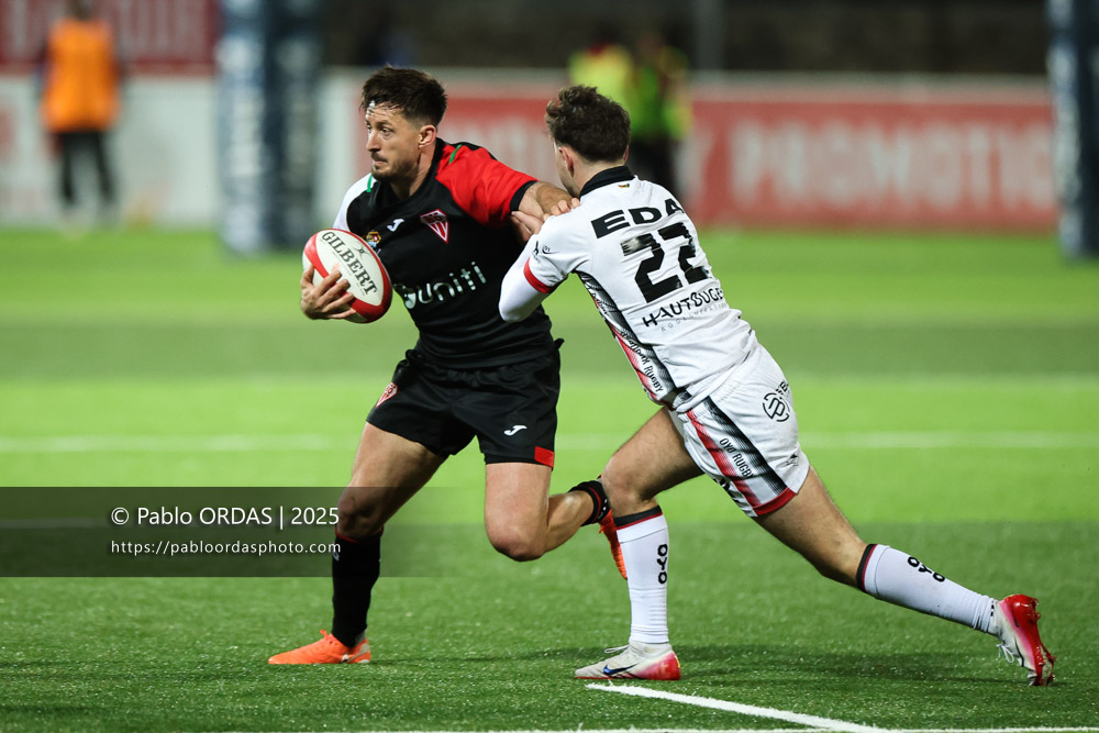 Enzo Selponi, lors du match de Pro D2 entre le Biarritz olympique et Oyonnax, le 19 décembre 2025 au stade Aguiléra de Biarritz, France (Photo Pablo ORDAS)