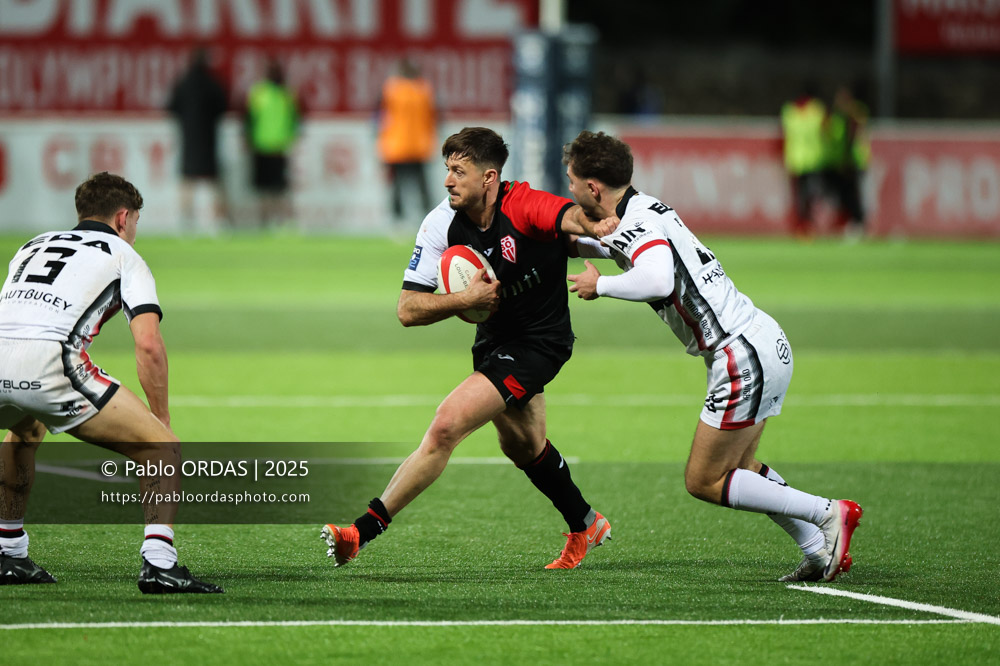 Enzo Selponi, lors du match de Pro D2 entre le Biarritz olympique et Oyonnax, le 19 décembre 2025 au stade Aguiléra de Biarritz, France (Photo Pablo ORDAS)
