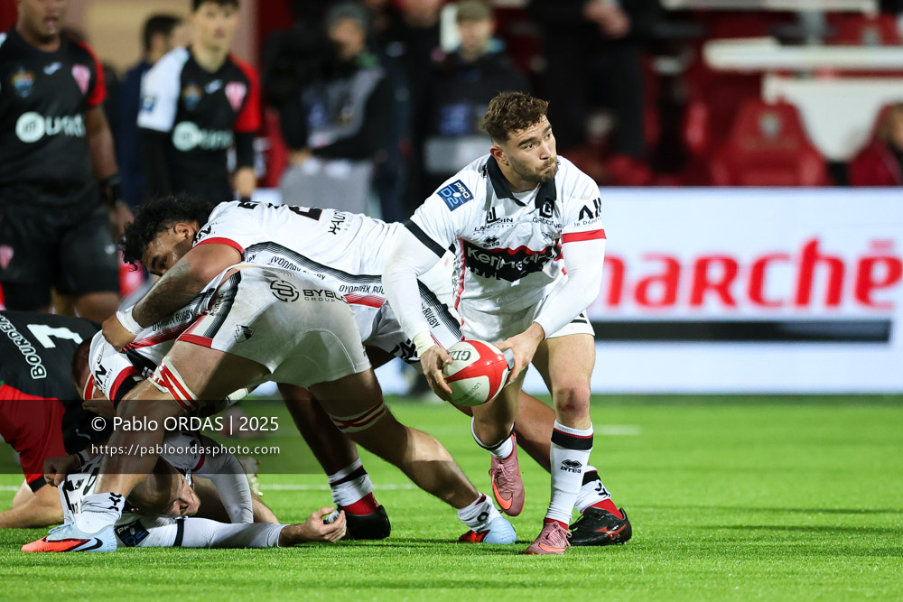 Jules Solinas, lors du match de Pro D2 entre le Biarritz olympique et Oyonnax, le 19 décembre 2025 au stade Aguiléra de Biarritz, France (Photo Pablo ORDAS)