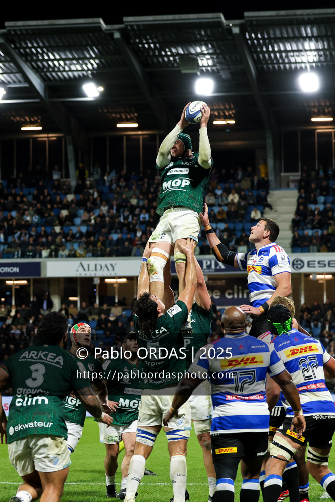 Arthur Iturria, lors du match de Champions Cup entre l'Aviron bayonnais et les Stormers, le 5 décembre 2025 au stade Jean Dauger de Bayonne, France (Photo Pablo ORDAS)