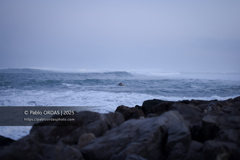 Raoul Torre, pendant la session du 13 décembre 2025 à Guéthary, France (Photo Pablo ORDAS)