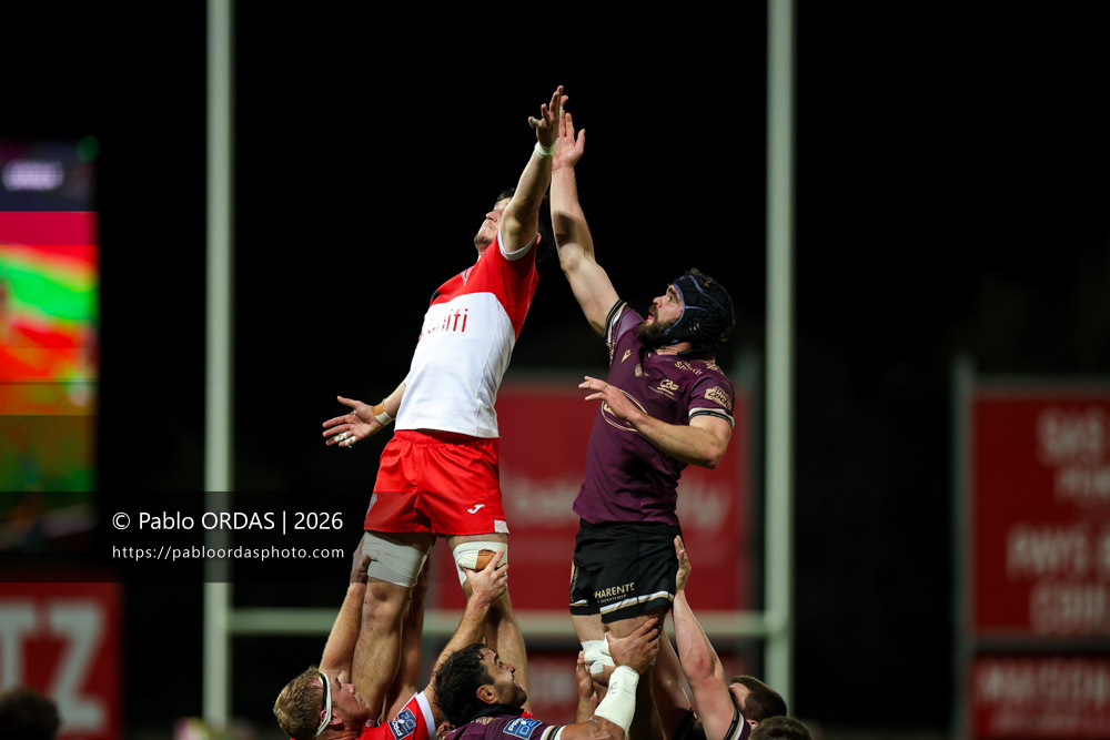 Andrea Sacco, Germain Burgaud, lors du match de Pro D2 entre le Biarritz olympique et Soyaux Angoulême, le 16 janvier 2026 au stade Aguiléra de Biarritz, France (Photo Pablo ORDAS)
