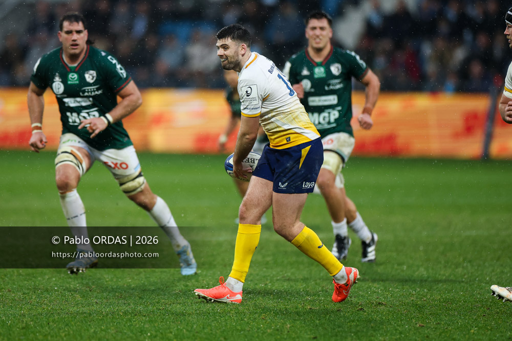 Harry Byrne, lors du match de Champions Cup entre l'Aviron bayonnais et le Leinster, le 17 janvier 2026 au stade Jean Dauger de Bayonne, France (Photo Pablo ORDAS)