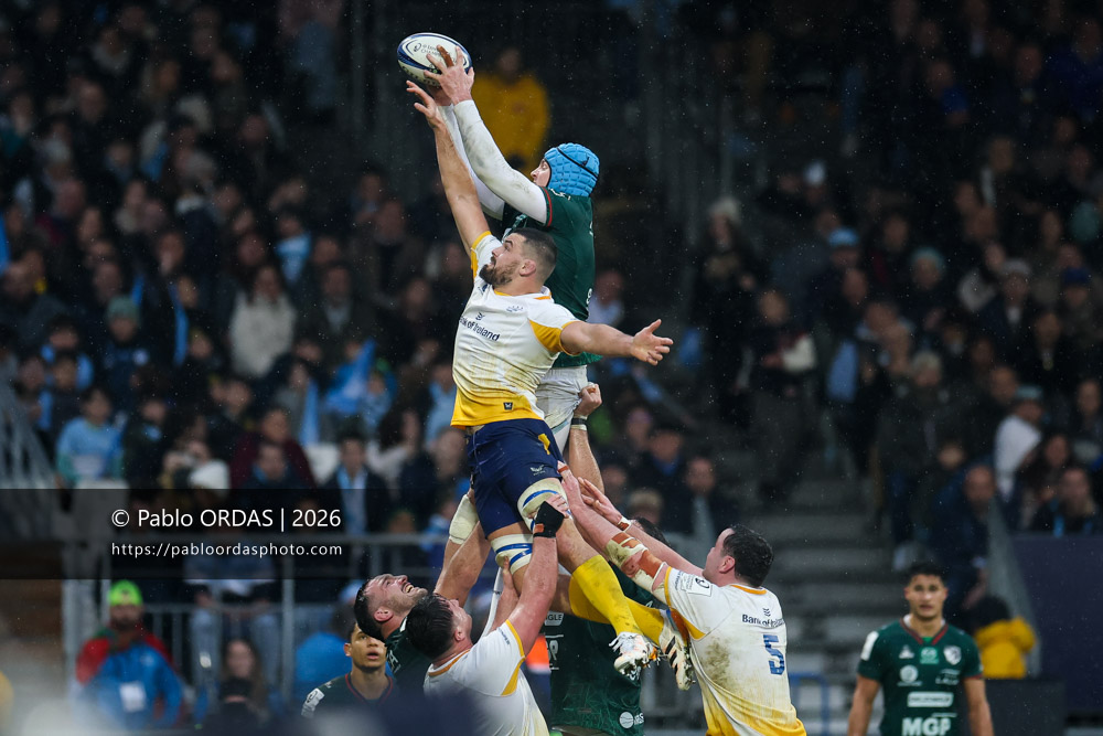 Max Deegan, Arthur Iturria, lors du match de Champions Cup entre l'Aviron bayonnais et le Leinster, le 17 janvier 2026 au stade Jean Dauger de Bayonne, France (Photo Pablo ORDAS)