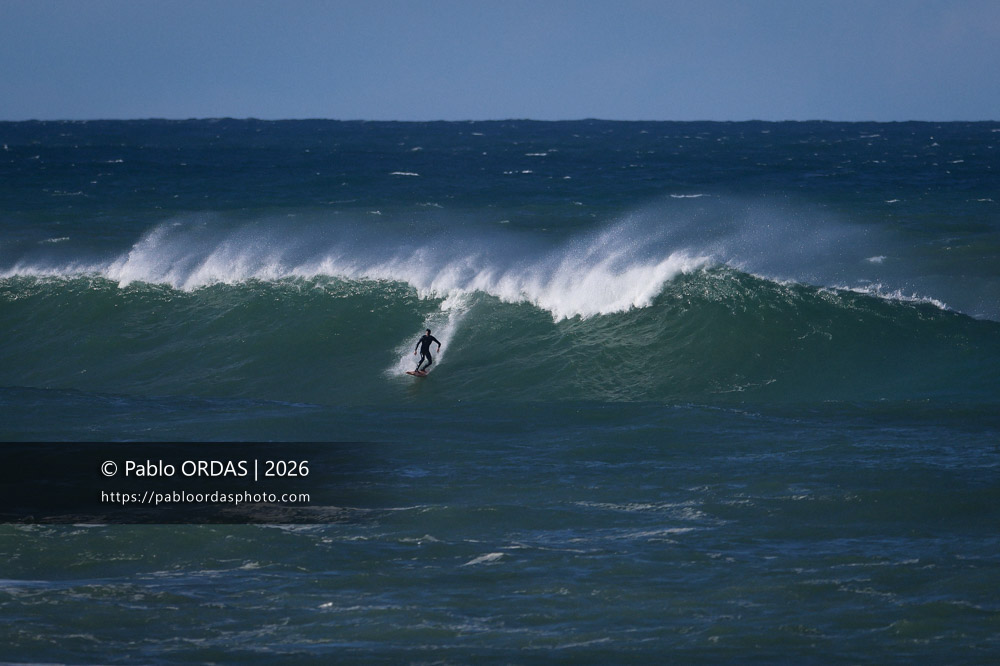 Mikel Moraiz, pendant la session du 23 janvier 2026 à Guéthary, France (Photo Pablo ORDAS)