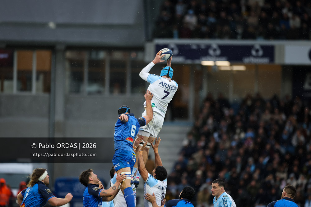 Arthur Iturria, lors du match de Top 14 entre l'Aviron bayonnais et le Castres olympique, le 24 janvier 2026 au stade Jean Dauger de Bayonne, France (Photo Pablo ORDAS)
