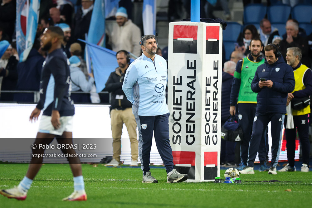 Grégory Patat, lors du match de Top 14 entre l'Aviron bayonnais et le Stade français Paris, le 27 décembre 2025 au stade Jean Dauger de Bayonne, France (Photo Pablo ORDAS)