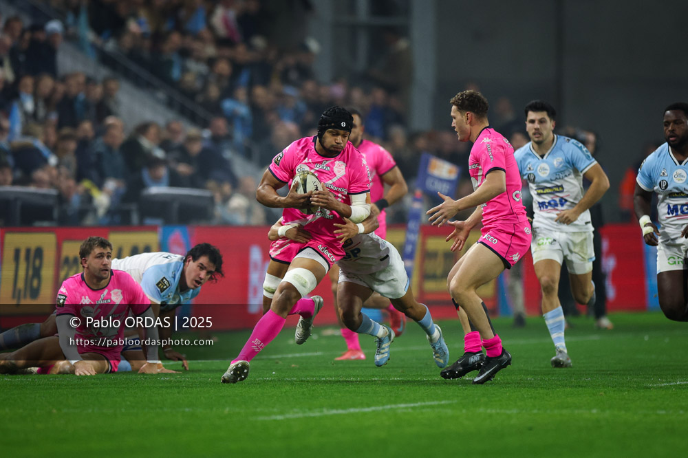 Pierre-Henri Azagoh, lors du match de Top 14 entre l'Aviron bayonnais et le Stade français Paris, le 27 décembre 2025 au stade Jean Dauger de Bayonne, France (Photo Pablo ORDAS)
