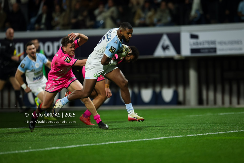 Cheikh Tiberghien, lors du match de Top 14 entre l'Aviron bayonnais et le Stade français Paris, le 27 décembre 2025 au stade Jean Dauger de Bayonne, France (Photo Pablo ORDAS)