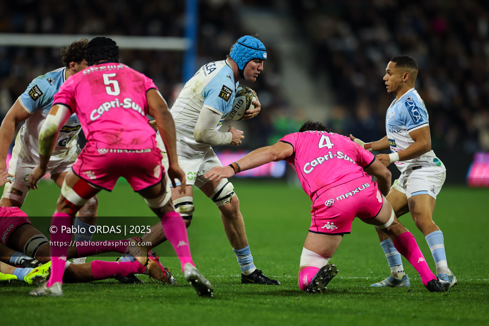 Arthur Iturria, lors du match de Top 14 entre l'Aviron bayonnais et le Stade français Paris, le 27 décembre 2025 au stade Jean Dauger de Bayonne, France (Photo Pablo ORDAS)