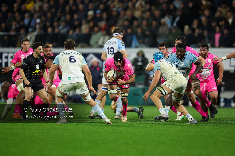 Mathieu Hirigoyen, lors du match de Top 14 entre l'Aviron bayonnais et le Stade français Paris, le 27 décembre 2025 au stade Jean Dauger de Bayonne, France (Photo Pablo ORDAS)