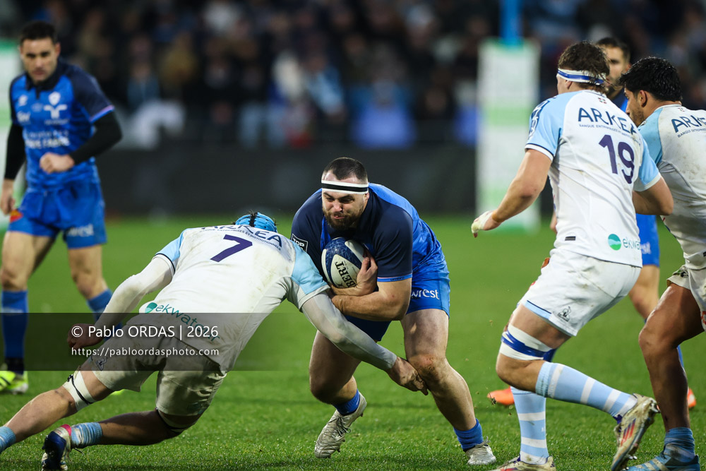 Loïs Guérois-Galisson, lors du match de Top 14 entre l'Aviron bayonnais et le Castres olympique, le 24 janvier 2026 au stade Jean Dauger de Bayonne, France (Photo Pablo ORDAS)