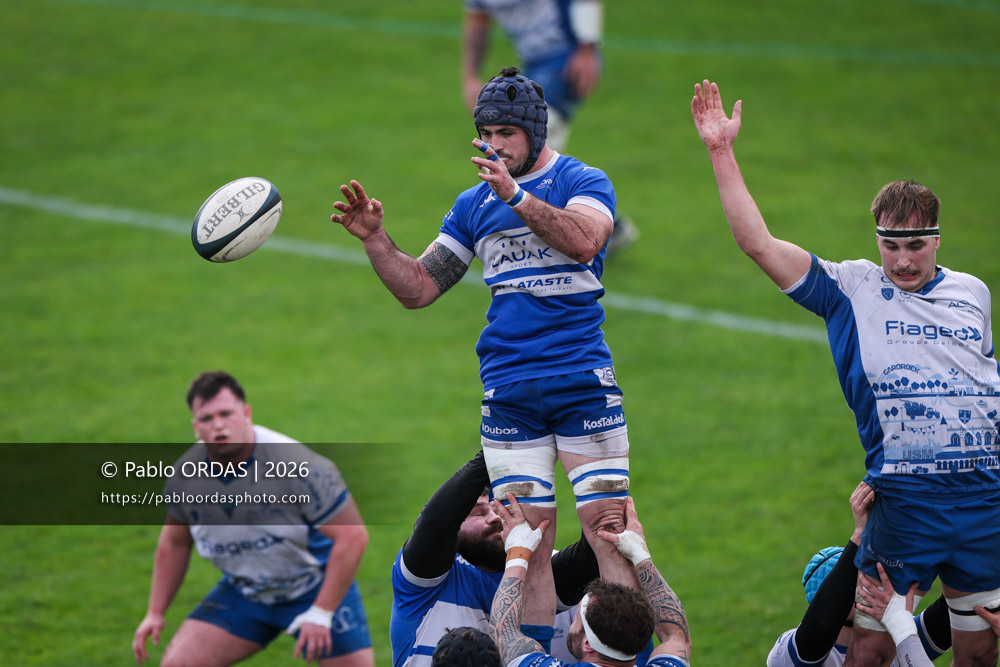 Maxime Egurrola, lors du match de Nationale 2 entre l'Anglet olympique et l'US Marmande, le 8 février 2026 au stade Saint-Jean d'Anglet, France (Photo Pablo ORDAS)