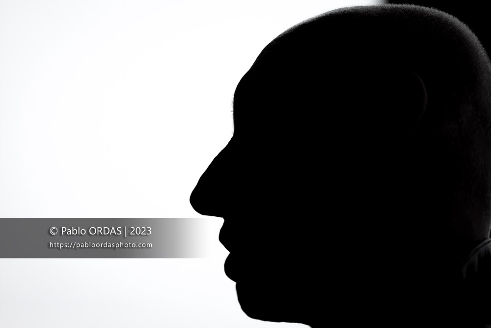 Portrait de l'ancien joueur et entraîneur du XV de France et de Biarritz, Patrice Lagisquet, le 26 octobre 2023 à Anglet, France (Photo Pablo ORDAS)