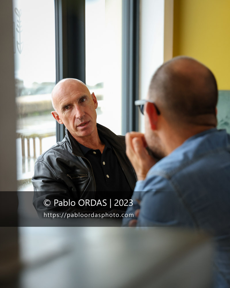Portrait de l'ancien joueur et entraîneur du XV de France et de Biarritz, Patrice Lagisquet, le 26 octobre 2023 à Anglet, France (Photo Pablo ORDAS)
