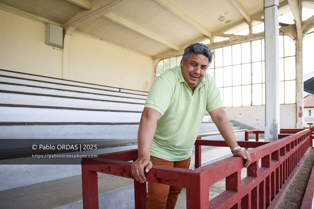 Portrait de Serge Blanco, le 29 avril 2025, à Biarritz, FRANCE (Photo Pablo ORDAS)