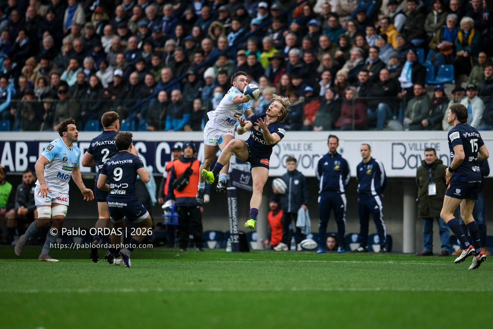 Mateo Carreras, Wilfried Hulleu, lors du match de Top 14 entre l'Aviron bayonnais et le Racing 92, le 14 février 2026 au stade Jean Dauger de Bayonne, France (Photo Pablo ORDAS)