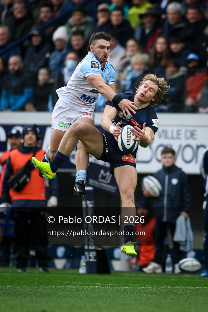 Mateo Carreras, Wilfried Hulleu, lors du match de Top 14 entre l'Aviron bayonnais et le Racing 92, le 14 février 2026 au stade Jean Dauger de Bayonne, France (Photo Pablo ORDAS)