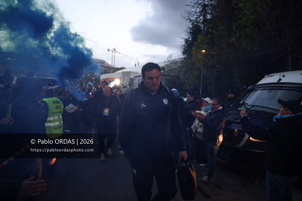 Arthur Iturria, lors du match de Top 14 entre l'Aviron bayonnais et le Stade rochelais, le 28 mars 2026 au stade Anoeta de Saint-Sébastien, Espagne (Photo Pablo ORDAS)