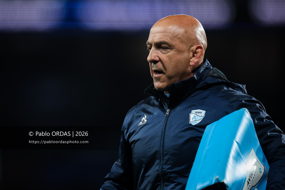 Laurent Travers, lors du match de Top 14 entre l'Aviron bayonnais et le Stade rochelais, le 28 mars 2026 au stade Anoeta de Saint-Sébastien, Espagne (Photo Pablo ORDAS)