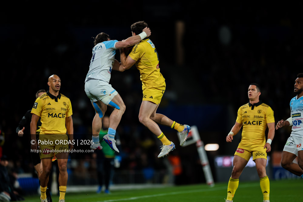 Davit Niniashvili, lors du match de Top 14 entre l'Aviron bayonnais et le Stade rochelais, le 28 mars 2026 au stade Anoeta de Saint-Sébastien, Espagne (Photo Pablo ORDAS)