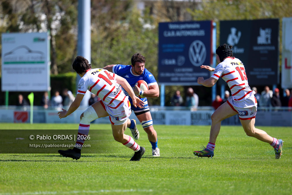 Damien Mena, lors du match de Nationale 2 entre l'Anglet olympique et Salles, le 29 mars 2026 au stade Saint-Jean d'Anglet, France (Photo Pablo ORDAS
