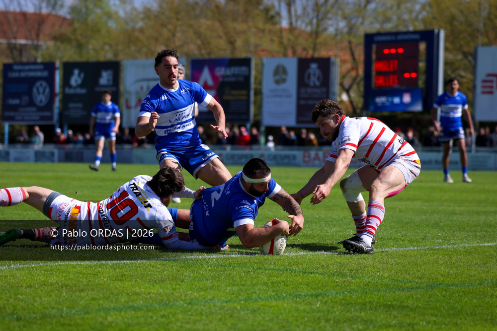 Maxime Gonzalez, lors du match de Nationale 2 entre l'Anglet olympique et Salles, le 29 mars 2026 au stade Saint-Jean d'Anglet, France (Photo Pablo ORDAS))