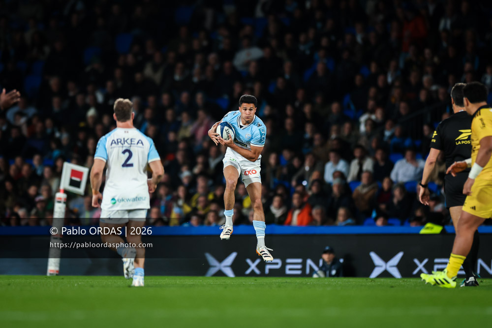 Tom Spring, lors du match de Top 14 entre l'Aviron bayonnais et le Stade rochelais, le 28 mars 2026 au stade Anoeta de Saint-Sébastien, Espagne (Photo Pablo ORDAS)
