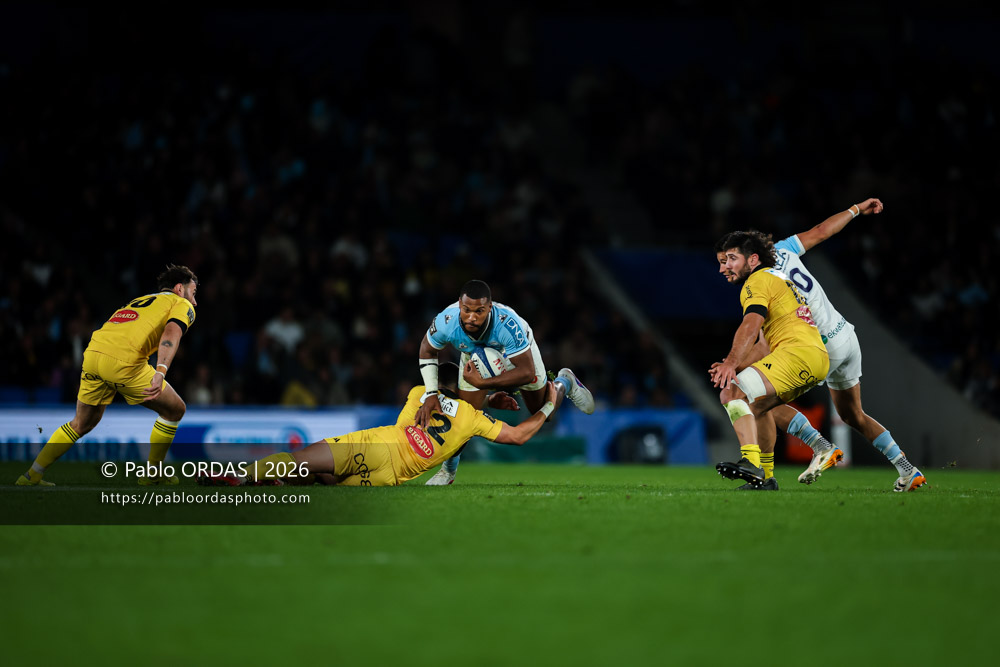 Cheikh Tiberghien, lors du match de Top 14 entre l'Aviron bayonnais et le Stade rochelais, le 28 mars 2026 au stade Anoeta de Saint-Sébastien, Espagne (Photo Pablo ORDAS)