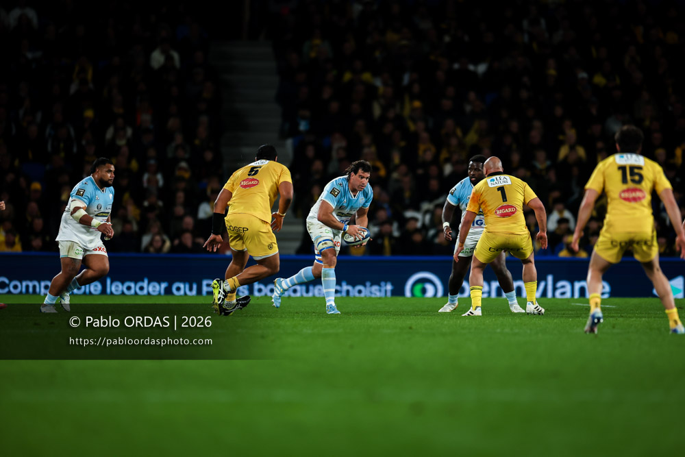 Lucas Paulos, lors du match de Top 14 entre l'Aviron bayonnais et le Stade rochelais, le 28 mars 2026 au stade Anoeta de Saint-Sébastien, Espagne (Photo Pablo ORDAS)