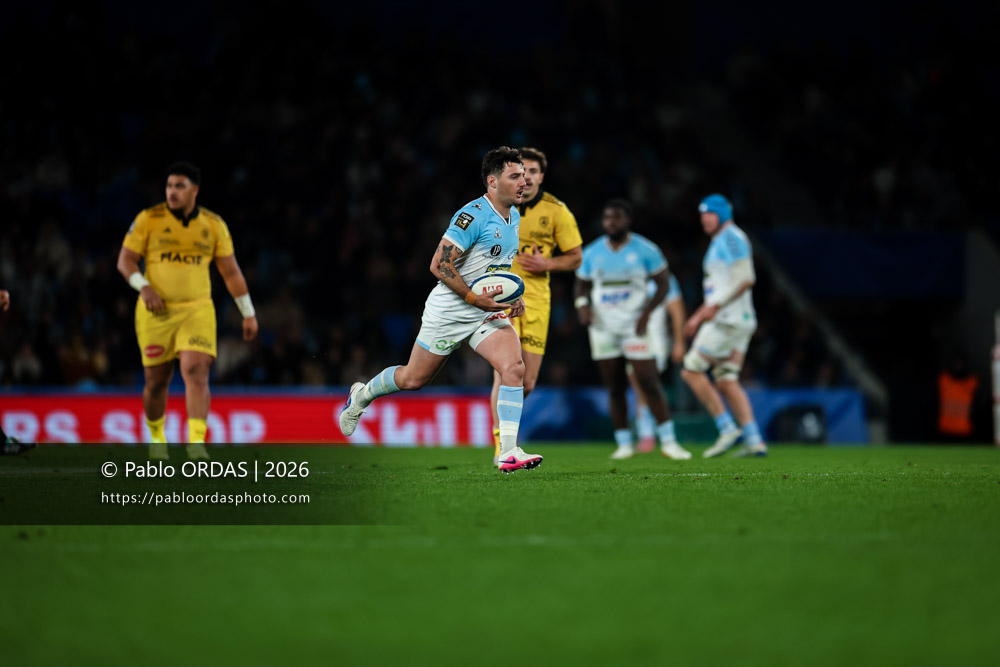 Baptiste Germain, lors du match de Top 14 entre l'Aviron bayonnais et le Stade rochelais, le 28 mars 2026 au stade Anoeta de Saint-Sébastien, Espagne (Photo Pablo ORDAS)
