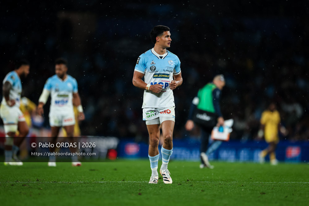 Tom Spring, lors du match de Top 14 entre l'Aviron bayonnais et le Stade rochelais, le 28 mars 2026 au stade Anoeta de Saint-Sébastien, Espagne (Photo Pablo ORDAS)