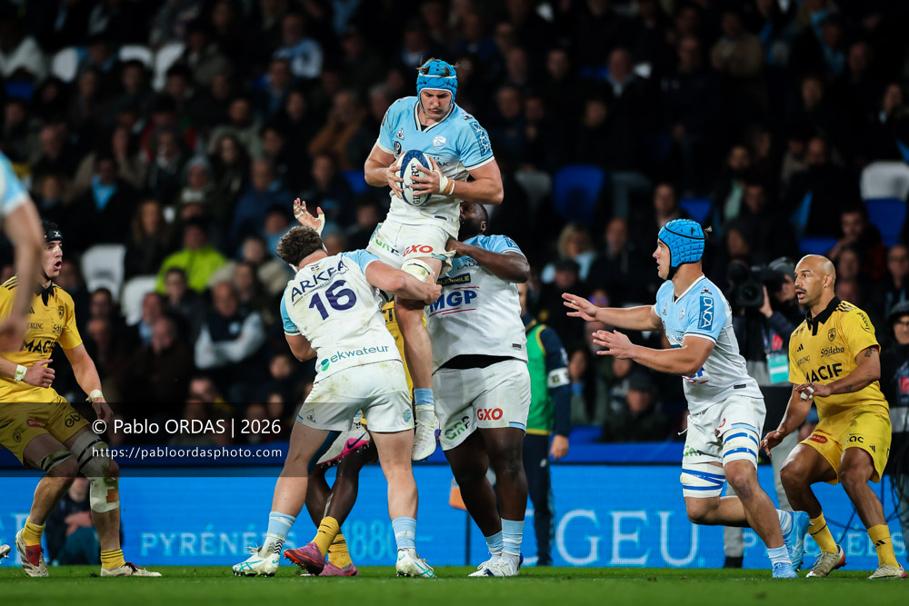 Esteban Capilla, lors du match de Top 14 entre l'Aviron bayonnais et le Stade rochelais, le 28 mars 2026 au stade Anoeta de Saint-Sébastien, Espagne (Photo Pablo ORDAS)