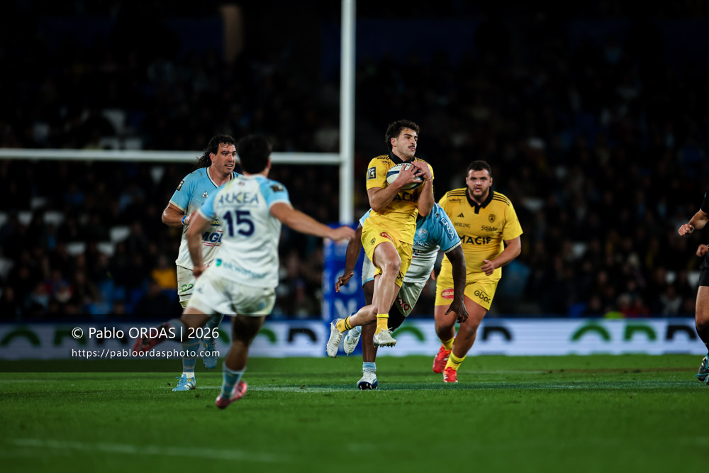 Davit Niniashvili, lors du match de Top 14 entre l'Aviron bayonnais et le Stade rochelais, le 28 mars 2026 au stade Anoeta de Saint-Sébastien, Espagne (Photo Pablo ORDAS)