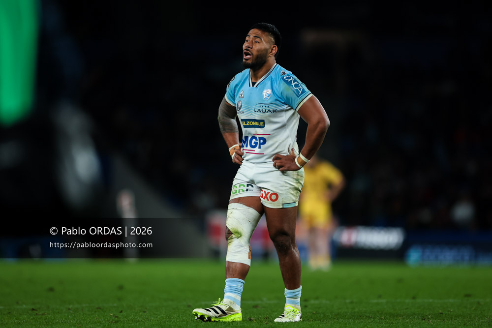 Manu Tuilagi, lors du match de Top 14 entre l'Aviron bayonnais et le Stade rochelais, le 28 mars 2026 au stade Anoeta de Saint-Sébastien, Espagne (Photo Pablo ORDAS)