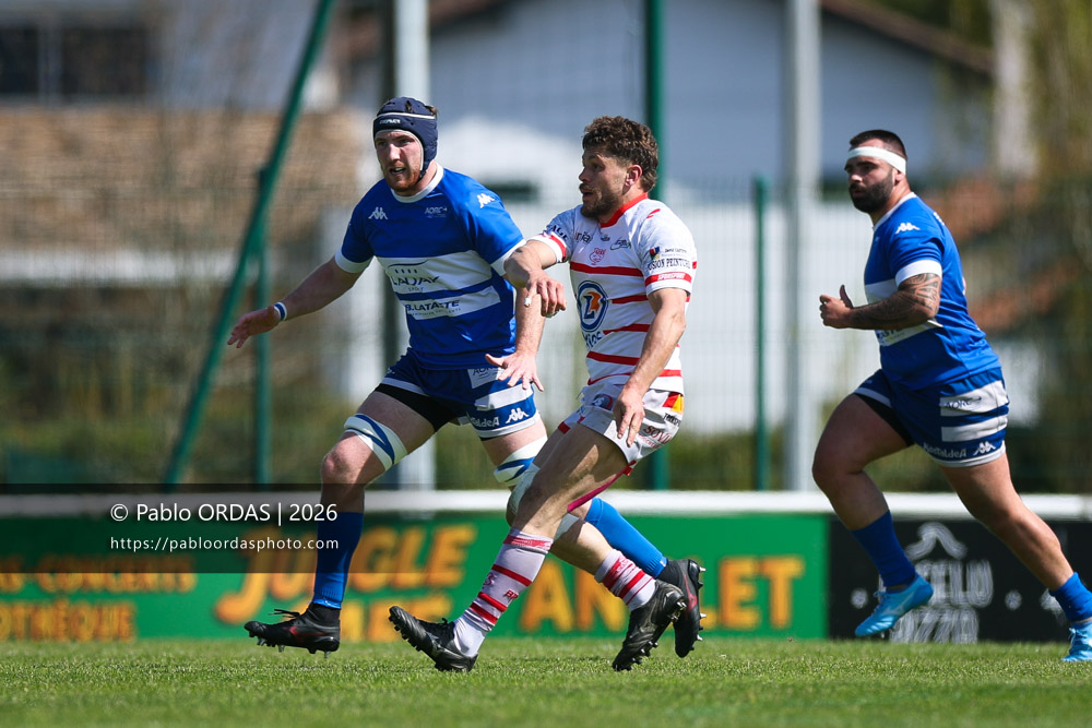 Mathieu Vincent, lors du match de Nationale 2 entre l'Anglet olympique et Salles, le 29 mars 2026 au stade Saint-Jean d'Anglet, France (Photo Pablo ORDAS)